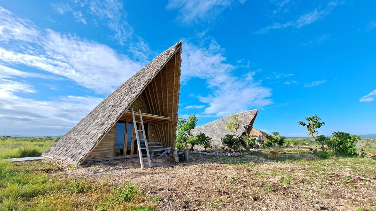 Отель Hars Garden Sumba Ваингапу Экстерьер фото